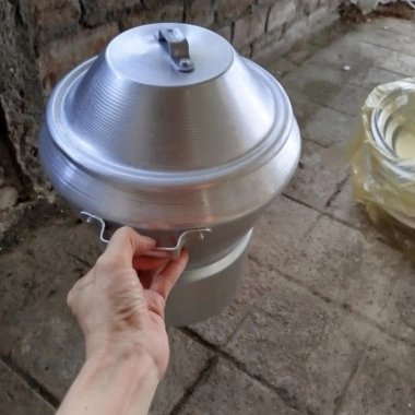 Nồi hấp nhôm liền thân 1kg‑2kg cho chõ đồ xôi, gạo – Đậm vị, tiện dụng, chỉ 99.900₫ 8 Nồi hấp nhôm liền thân 1kg‑2kg cho chõ đồ xôi, gạo – Đậm vị, tiện dụng, chỉ 99.900₫ 8