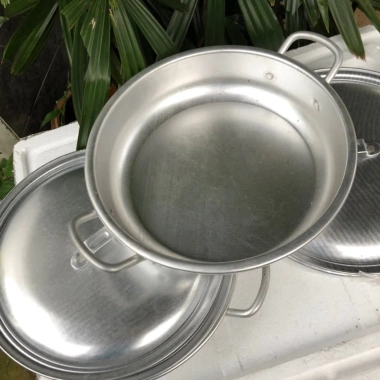 Nồi lẩu nhôm đa kích thước 25‑30cm, quai nắp tiện lợi, giảm giá 18% chỉ 80.000₫