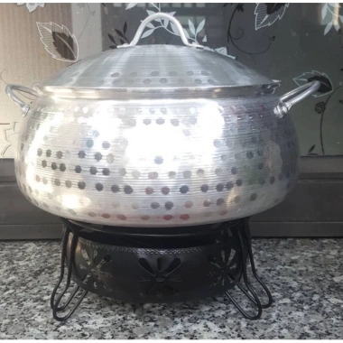 Nồi lẩu nhôm Giga thiết kế truyền thống, phù hợp mọi loại bếp gas, điện, từ, giảm giá 21k, chỉ 72.000đ Nồi lẩu nhôm Giga thiết kế truyền thống, phù hợp mọi loại bếp gas, điện, từ, giảm giá 21k, chỉ 72.000đ