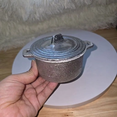 Nồi nhôm đúc mini 10cm T014 và 8,5cm T015 - Giá 105.000, chất lượng cao, tiện lợi 5 Nồi nhôm đúc mini 10cm T014 và 8,5cm T015 - Giá 105.000, chất lượng cao, tiện lợi 5