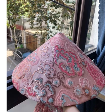 Nón lá bọc ren 30cm cho bé Đơn đi sau Tết, nhẹ thoáng mát, giá ưu đãi 149.000₫