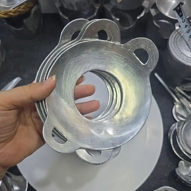 Nòng lót chảo nhôm mini 12cm – Siêu bền, không dính, giá chỉ 30.000 VNĐ