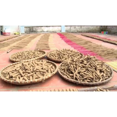 Nụ Hương Bài Yên Cát 5cm - Nụ Hương Tết Cổ Truyền, Nụ Nhang Bài, Giá Ưu Đãi 40.000đ 6 Nụ Hương Bài Yên Cát 5cm - Nụ Hương Tết Cổ Truyền, Nụ Nhang Bài, Giá Ưu Đãi 40.000đ 6