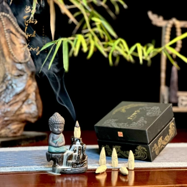 Nụ Trầm Hương Rừng Thượng Hạng Xông Đốt Thác Khói Nguyên Chất Tự Nhiên - Đồ Thờ Cúng, Xông Nhà Thiền Giá 364k