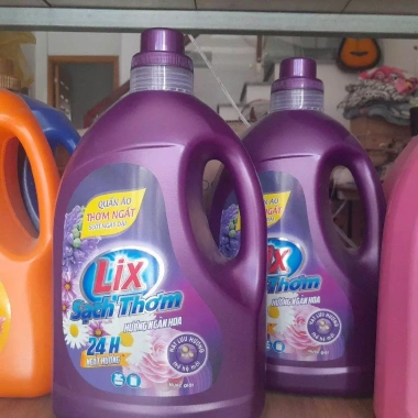 Nước giặt Lix Sạch Thơm 24h hương Ngàn Hoa Nắng Hạ 3.3kg - Giá 190.000 - Tiết kiệm 38.000 4