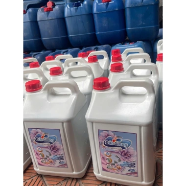 Nước Giặt Xả 2in1 Đức Giang 5kg 10kg Hương Nước Hoa Giặt Sạch Vết Bẩn Lưu Hương 7 Ngày Giá 178.000 VND