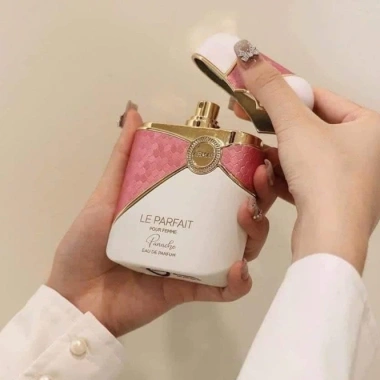 Nước hoa Armaf Le Parfait Panache Pour Femme 100ml - Giá chỉ 690.000 VND, giảm sâu, hương sang trọng cho phụ nữ