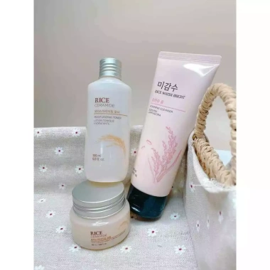 Nước hoa hồng Face Shop Rice Ceramide 150ml - Dưỡng ẩm, se khít lỗ chân lông, 180k