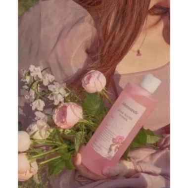 Nước Hoa Hồng Mamonde Rose Water Toner 250ml Dành Cho Mọi Loại Da - Giá 88.000đ 5 Nước Hoa Hồng Mamonde Rose Water Toner 250ml Dành Cho Mọi Loại Da - Giá 88.000đ 5