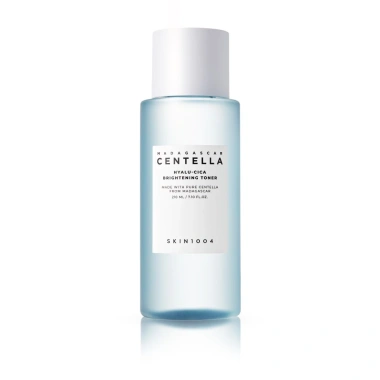 Nước Hoa Hồng Skin1.004 Madagascar Centella Hyalu-Cica Brightening Toner 210ml Dưỡng Ẩm & Sáng Da - 349.000₫ 3 Nước Hoa Hồng Skin1.004 Madagascar Centella Hyalu-Cica Brightening Toner 210ml Dưỡng Ẩm & Sáng Da - 349.000₫ 3