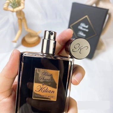 Nước hoa Kilian Black Phantom 50ml - Hộp giấy authentic, hương thơm unisex, 2,45 triệu 7 Nước hoa Kilian Black Phantom 50ml - Hộp giấy authentic, hương thơm unisex, 2,45 triệu 7
