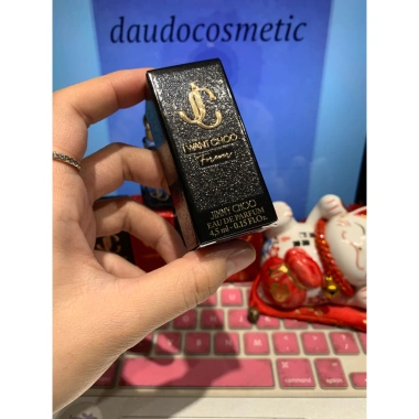 Nước hoa mini Jimmy Choo I Want Choo EDP 4.5ml - Giá ưu đãi 273k 8 Nước hoa mini Jimmy Choo I Want Choo EDP 4.5ml - Giá ưu đãi 273k 8