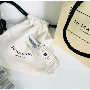 Nước hoa mini Jo Malone Blackberry và Bay hương trái nam việt, giá ưu đãi 449.000₫ 1 Nước hoa mini Jo Malone Blackberry và Bay hương trái nam việt, giá ưu đãi 449.000₫ 1