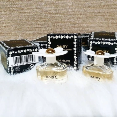 Nước hoa Mini Marc Jacobs Daisy Delight 4ml - 3 mùi, giá chỉ 200.000 VNĐ 2