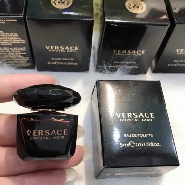 Nước Hoa Mini Versace Crystal Noir EDT 5ml - Giá 250.000 VNĐ, Giảm Giá Sốc