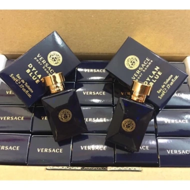 Nước hoa nam Versace Dylan Blue mini 150.000đ - Hương nam tính, sang trọng, giảm giá
