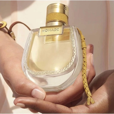 Nước hoa nữ Chloé Nomade Naturelle 75ml sang trọng, giá 1.550.000 VND ít đụng hàng 6 Nước hoa nữ Chloé Nomade Naturelle 75ml sang trọng, giá 1.550.000 VND ít đụng hàng 6