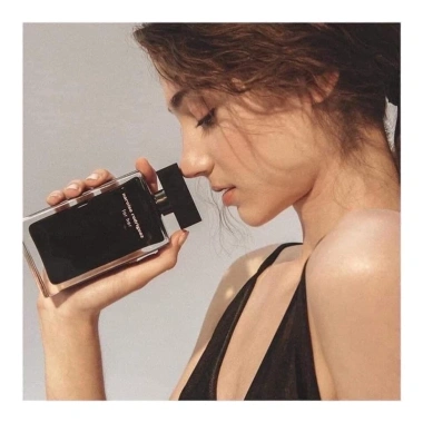 Nước hoa nữ Narciso Rodriguez EDT màu đen 100ml - Giá ưu đãi 866.250đ Lia Perfume