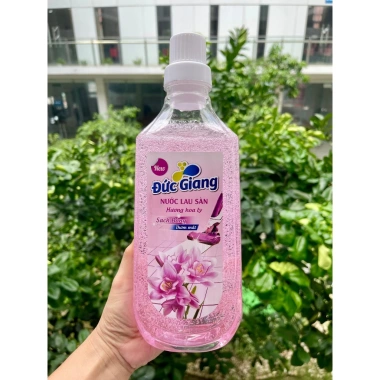 Nước lau sàn hương hoa ly Đức Giang 950ml - Đậm đặc, sạch bóng, nhanh khô, giảm giá 40.000₫
