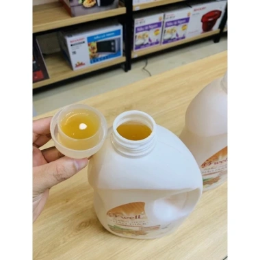 Nước lau sàn Owell hương sả quế diệt khuẩn, xua côn trùng - Giá 155.000 giảm 38.750