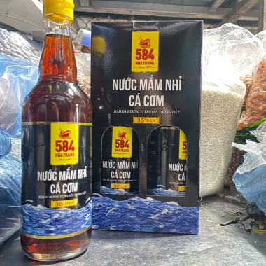 Nước Mắm 584 Nha Trang 35 độ đạm - Chai thuỷ tinh 350ml Giá 72.000 VNĐ