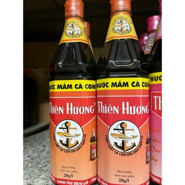 Nước Mắm Cá Cơm Thiên Hương 900ml - Hương Vị Đậm Đà, Giá Ưu Đãi 55.000₫