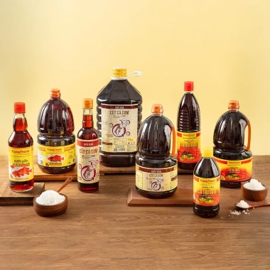 Nước mắm cá cơm TrungThành 500ml chai thủy tinh - 100% tự nhiên, thơm đậm, giá 53k 5