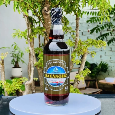 Nước Mắm Cốt Đặc Biệt Xách 2 Chai Thuỷ Tinh 500ml - Đậm Đà Nguyên Chất, Giá 200k 2