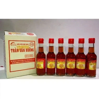 Nước mắm Siêu Sạch Trần Văn Hưởng cốt cô đặc 6 chai 250ml Giá 350.000đ giảm 87.500đ