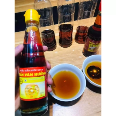 Nước mắm Trần Văn Hưởng đặc biệt cốt cô đặc - Thùng 6 chai 220ml, chỉ 298.000đ 2