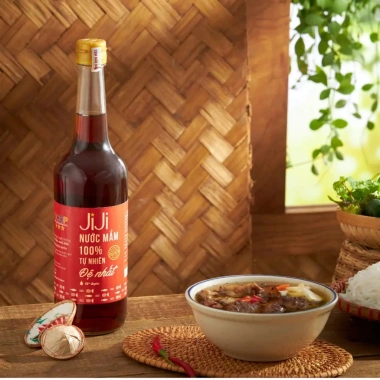 Nước mắm tự nhiên JiJi Đệ nhất 650ml 15° đạm giá chỉ 109.000₫ giảm mạnh 2