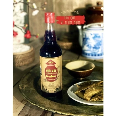 Nước Mắm Ủ Chum Sành Truyền Thống 24 Tháng - Chai Thủy Tinh 500ml Giá Ưu Đãi 140.000 VND