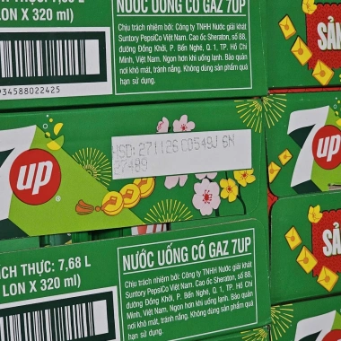 Nước ngọt 7UP lon 320ml (Thùng 24 lon) - Hàng Xuân 2.026 Giá ưu đãi 220.000₫ 4