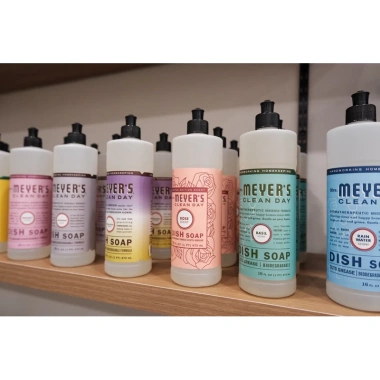 Nước rửa bát Mrs. Meyer's 473mL - Hữu cơ thiên nhiên, không khô tay, 360.000₫