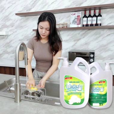 Nước rửa chén cao cấp 2L hương chanh thơm - Sạch sâu, không hại da tay, giá ưu đãi 69.000₫