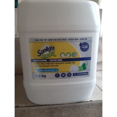 Nước rửa chén Sunlight 9,5kg - Giá ưu đãi 240.000đ, tẩy dầu mạnh, hương thơm tươi Nước rửa chén Sunlight 9,5kg - Giá ưu đãi 240.000đ, tẩy dầu mạnh, hương thơm tươi