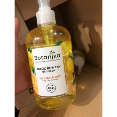 Nước Rửa Tay Botanika 500g Bảo Vệ Da, Không Khô, Giá Ưu Đãi 64.000đ