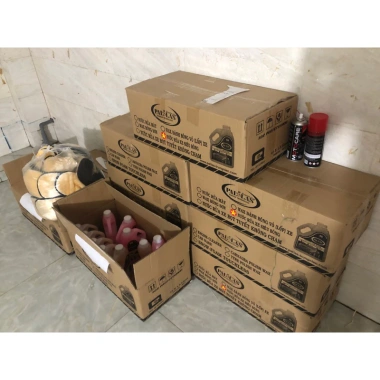Nước rửa xe siêu bóng Palas kèm gang tay - Giá chỉ 58.000đ, giảm mạnh 6