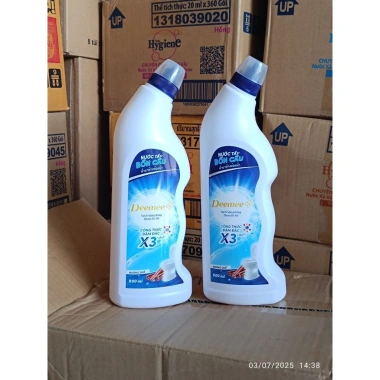 Nước Tẩy Bồn Cầu Deemee 900ml - Diệt khuẩn, khử mùi, hương quế nhẹ, giá 75.000₫ 9 Nước Tẩy Bồn Cầu Deemee 900ml - Diệt khuẩn, khử mùi, hương quế nhẹ, giá 75.000₫ 9