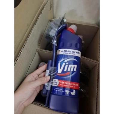 Nước tẩy bồn cầu VIM diệt khuẩn 880ml Khử mùi sạch sâu, chỉ 23.920₫ 4