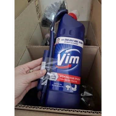 Nước tẩy bồn cầu VIM diệt khuẩn 880ml Khử mùi sạch sâu, chỉ 23.920₫ 6
