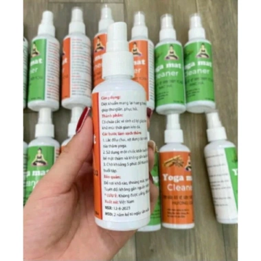 Nước xịt vệ sinh thảm Yoga, dung dịch tinh dầu khử mùi, diệt khuẩn, giá 43.000₫ (giá gốc 52.890) 4 Nước xịt vệ sinh thảm Yoga, dung dịch tinh dầu khử mùi, diệt khuẩn, giá 43.000₫ (giá gốc 52.890) 4