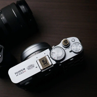 Nút Shutter Trừu Tượng cho Fuji X100f, GFX100S, XE3, XA7, XA5 – Hotshoe Nikon Canon 338.800₫