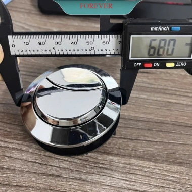 Nút tròn nhấn 6,8cm xi mạ crom cho bồn cầu, giá chỉ 5.000đ, chất lượng tốt Nút tròn nhấn 6,8cm xi mạ crom cho bồn cầu, giá chỉ 5.000đ, chất lượng tốt