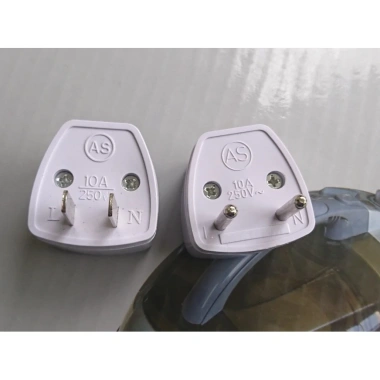 Ổ Cắm Chuyển Đổi Phích Cắm 3 Chân Sang 2 Chân và 2 Chân Sang 3 Chân - Giá 10.000 VNĐ, Đa Năng, Tiện Lợi, Độ Bền Cao, Dễ Lắp Đặt 3