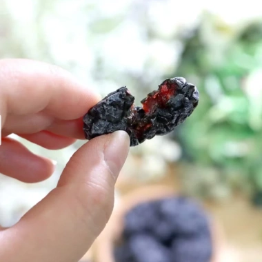 Ô Mai Mận Đen Chua Ngọt - Thịt Dày Mềm Dẻo - Xí Muội Ăn Vặt Quà Tết Giá 79.500đ 2