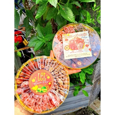 Ô Mai Xí Muội Chua Ngọt 3 Vị Hộp Tròn 500g - Biểu Tết 2.026 Giá Ưu Đãi 90.000₫ 6 Ô Mai Xí Muội Chua Ngọt 3 Vị Hộp Tròn 500g - Biểu Tết 2.026 Giá Ưu Đãi 90.000₫ 6