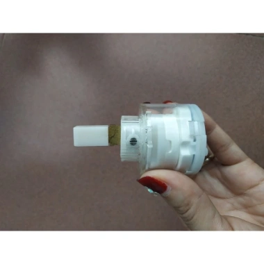Óc sen ti đồng, ti nhựa, lõi trong sen vòi – giá chỉ 26.000₫, giảm mạnh từ 33.540₫ 5 Óc sen ti đồng, ti nhựa, lõi trong sen vòi – giá chỉ 26.000₫, giảm mạnh từ 33.540₫ 5