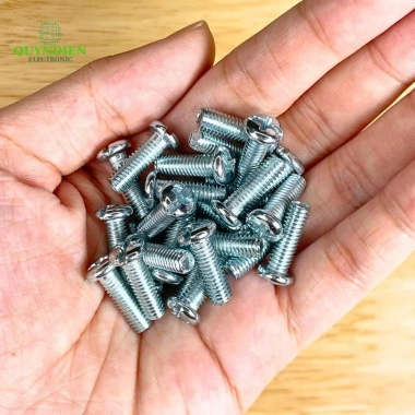 Ốc vít M5x15mm kèm tán, túi 100 con - Giá ưu đãi 42.893 VND Linh Kiện Quỳnh Diễn 8 Ốc vít M5x15mm kèm tán, túi 100 con - Giá ưu đãi 42.893 VND Linh Kiện Quỳnh Diễn 8