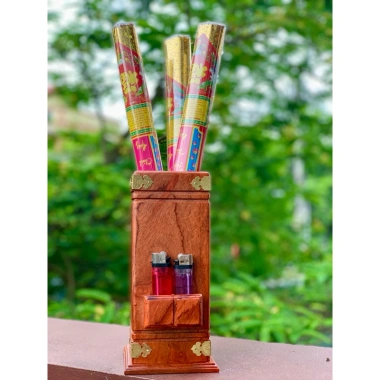 Ống đựng nhang vuông gỗ 24cm có chỗ bật tiện lợi – Thờ cúng chiêu tài lộc cao 8 Ống đựng nhang vuông gỗ 24cm có chỗ bật tiện lợi – Thờ cúng chiêu tài lộc cao 8
